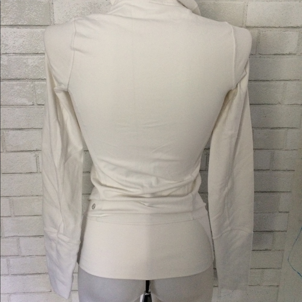 Lululemon women’s white/gray sweater size 2 - Picture 4 of 8